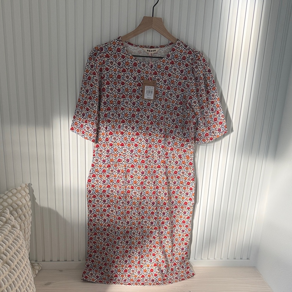 Crew Neck Floral Enchanting Bloom Print Dress